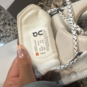 on cloud shoes men’s size 10